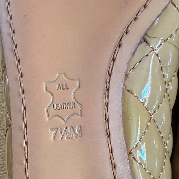 Tory Burch Gold Cap Toe Quilted Flats - Picture 3 of 11